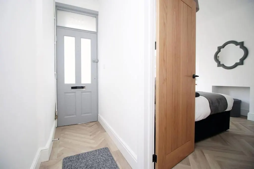 Villa Central Luxury Stays Weekend Breaks Families Cardiff