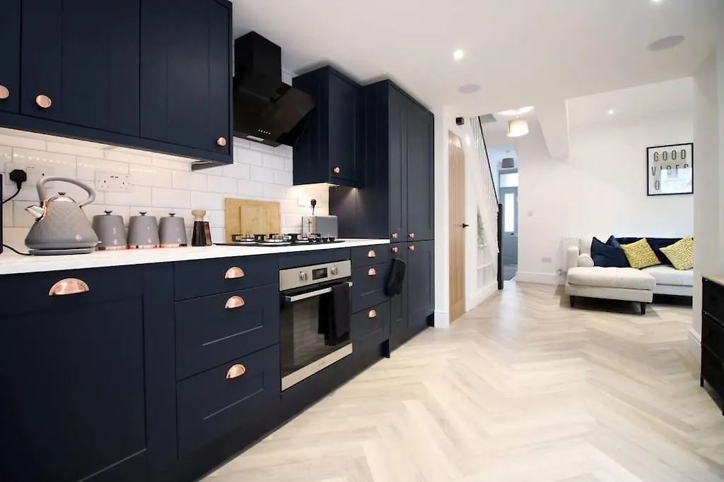 Villa Central Luxury Stays Weekend Breaks Families Cardiff