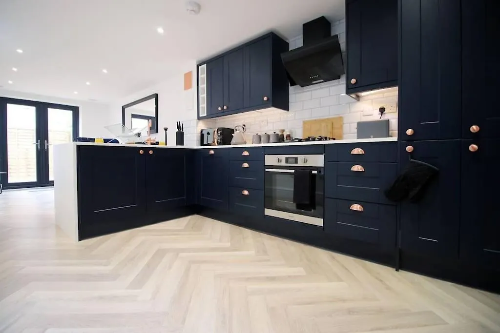 Central Luxury Stays Weekend Breaks Families Cardiff